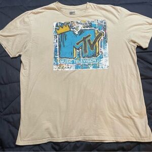 MTV‎ Tan Short Sleeve Tee with Graphic Design